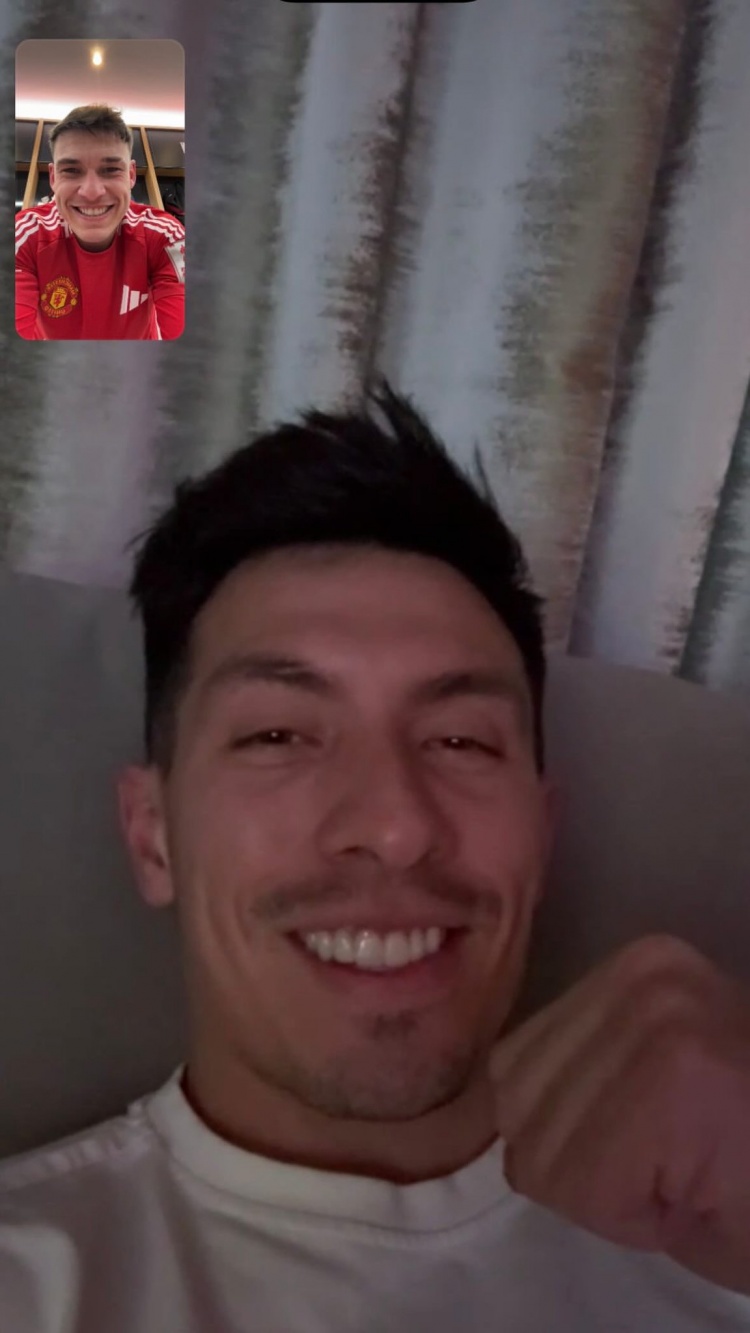 勝利獻給你！烏加特賽后視頻連線重傷的利桑德羅，一起慶祝晉級