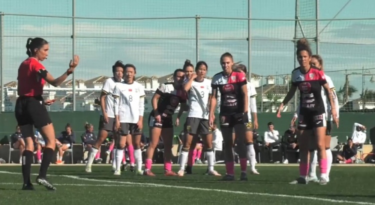  唐佳麗梅開二度、邵子欽破門，中國女足3-2擊敗Alhama俱樂部女足