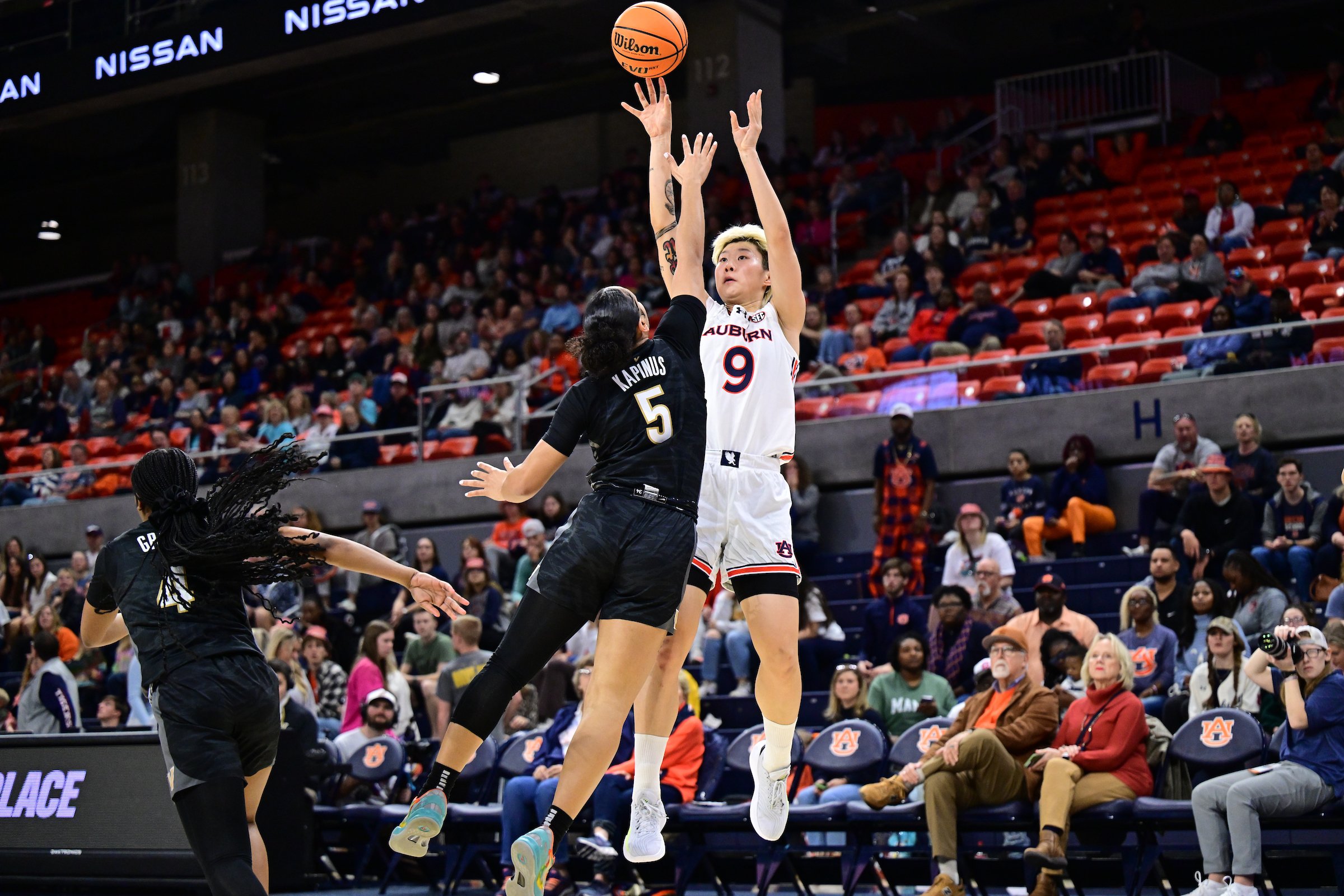  征戰(zhàn)NCAA！鄧雨婷：不太喜歡被稱為“李夢接班人” 未來想進(jìn)WNBA