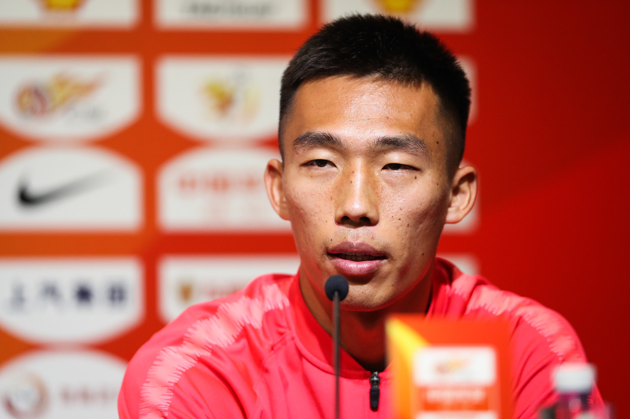  東體：劉小龍已前往西海岸報到 大連方面一直對劉祝潤、賀慣有意
